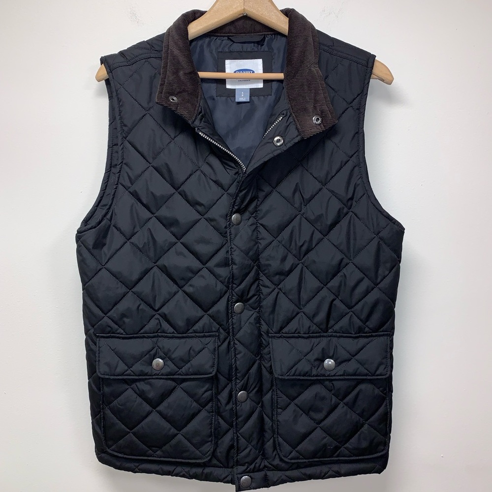 Old Navy Quilted Vest With Corduroy Collar